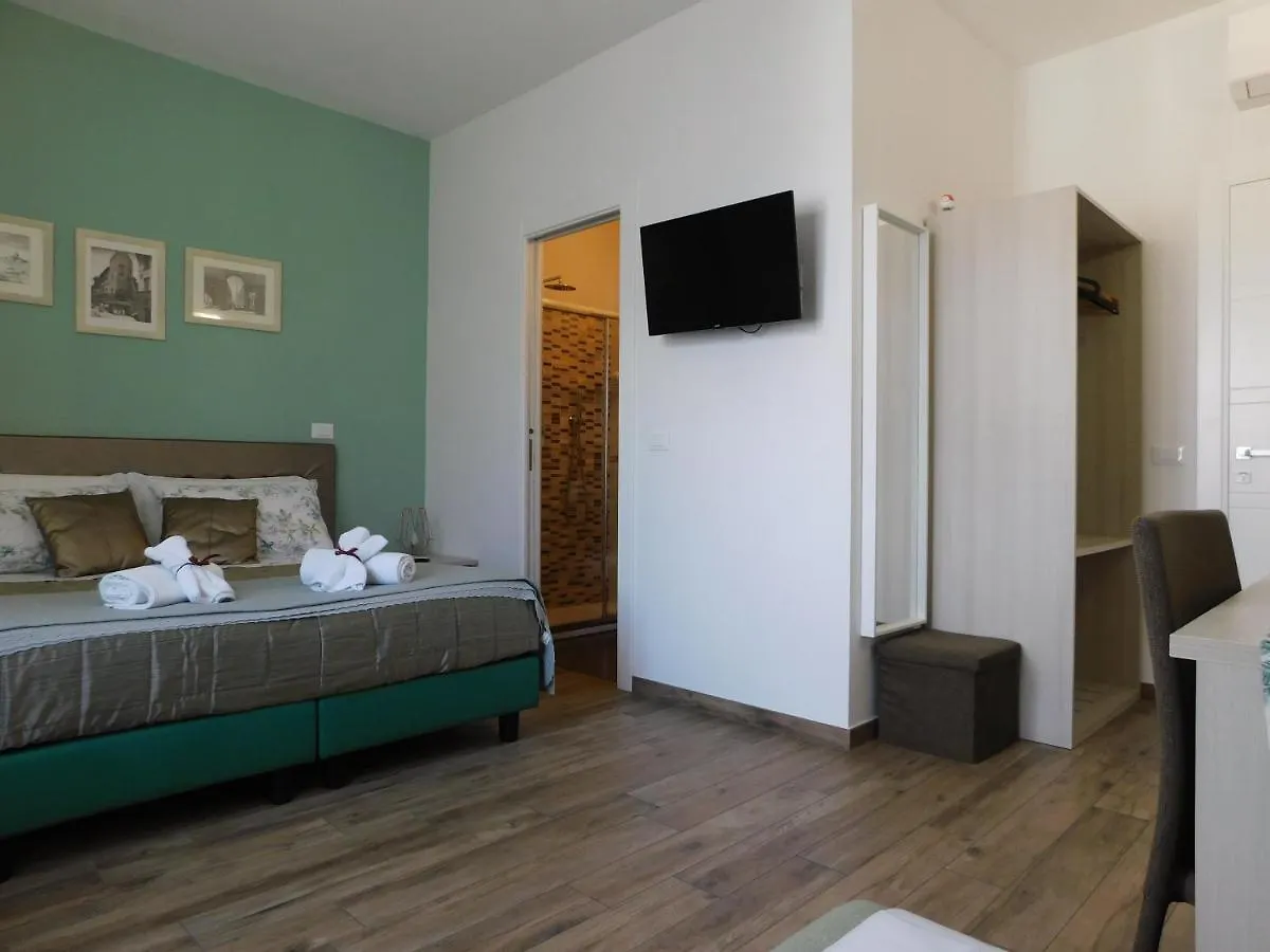 Porta Alla Croce Guest House Florence 0*,  Italië