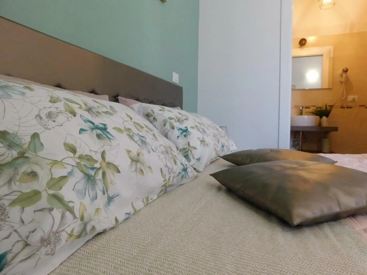 Porta Alla Croce Guest House Florence
